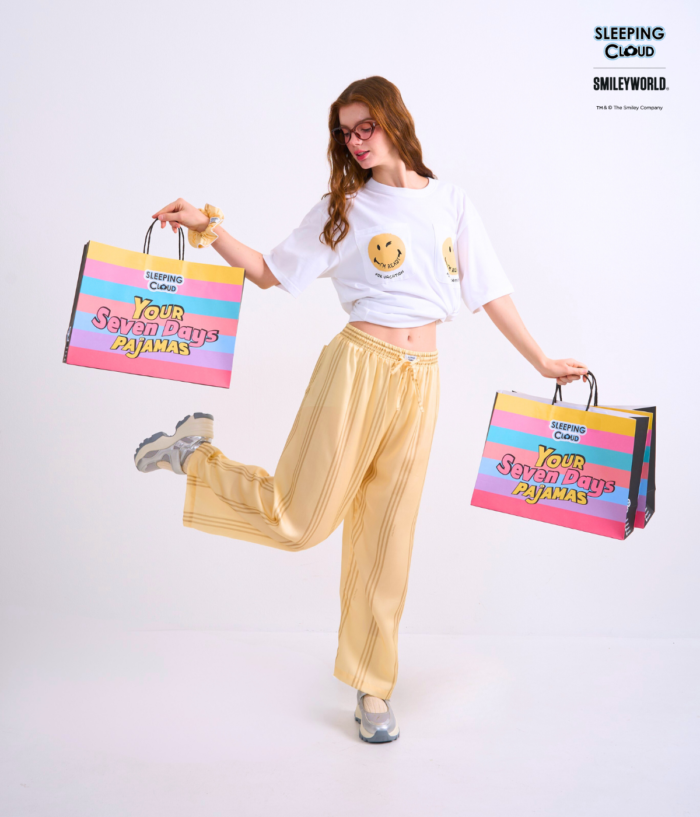 Braless T-Shirt set, White T-Shirt + Pants : Yellow - Image 3