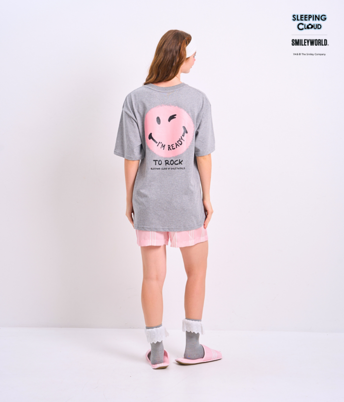 Braless T-Shirt set, Gray T-Shirt + Shorts : Pink - Image 5