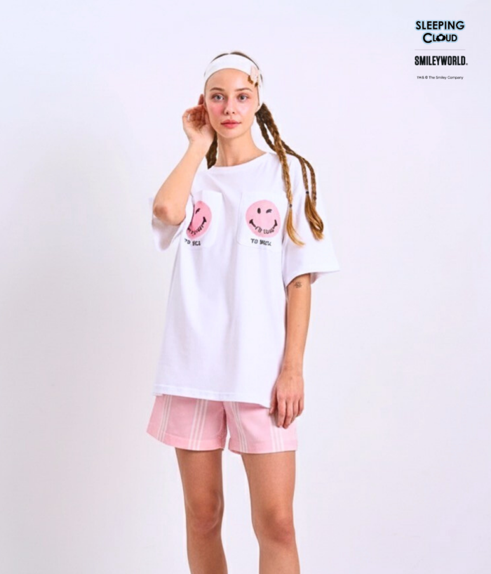 Braless T-Shirt set, White T-Shirt + Shorts : Pink - Image 2