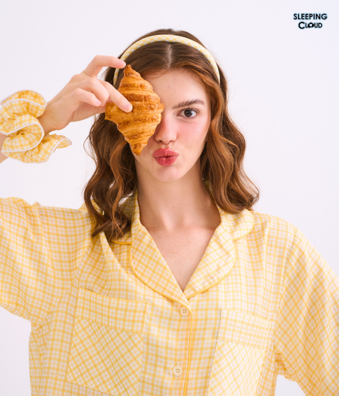 More Sweet Please, Short sleeves + Shorts : Croissant - Image 2