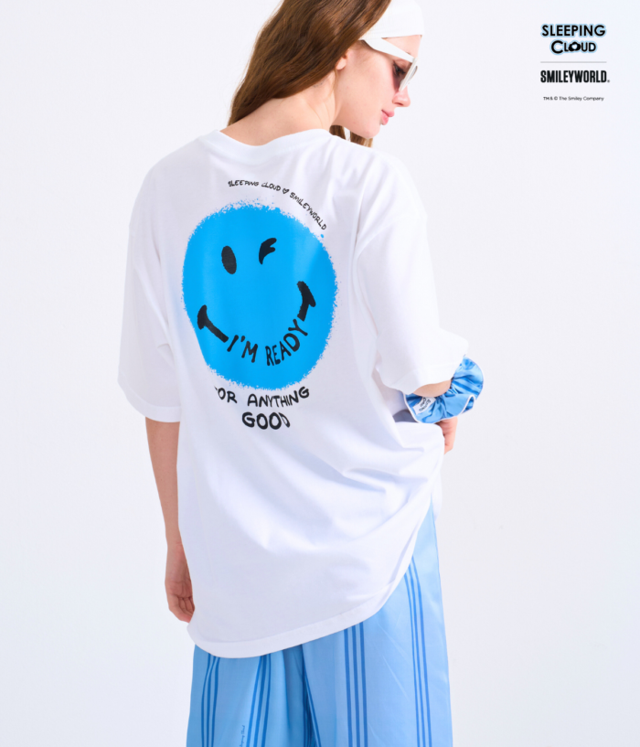 Braless T-Shirt set, White T-Shirt + Shorts : Blue - Image 2