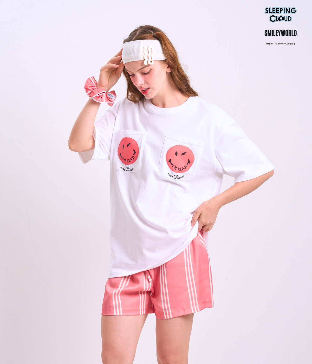 258 Braless T-Shirt set, White T-Shirt + Shorts : Red - Image 1