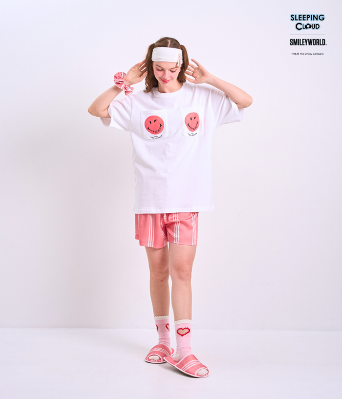 Braless T-Shirt set, White T-Shirt + Shorts : Red - Image 5
