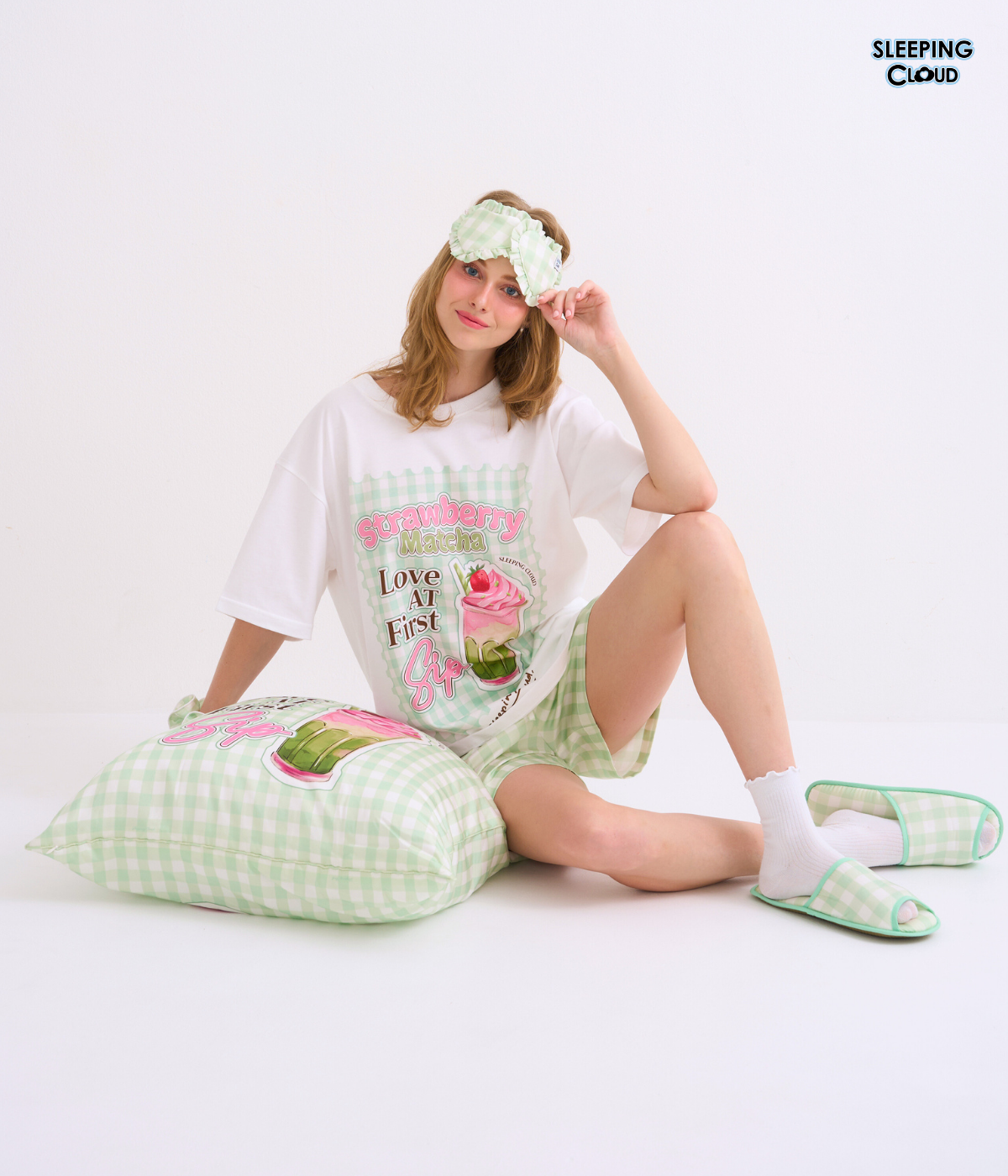 59 T-Shirt + Shorts set, More Sweets : Strawberry Matcha - Image 1