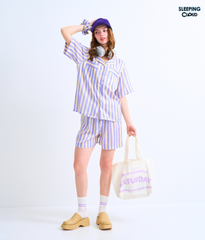 Seven Days  Short sleeves + Shorts : Saturday - Image 2