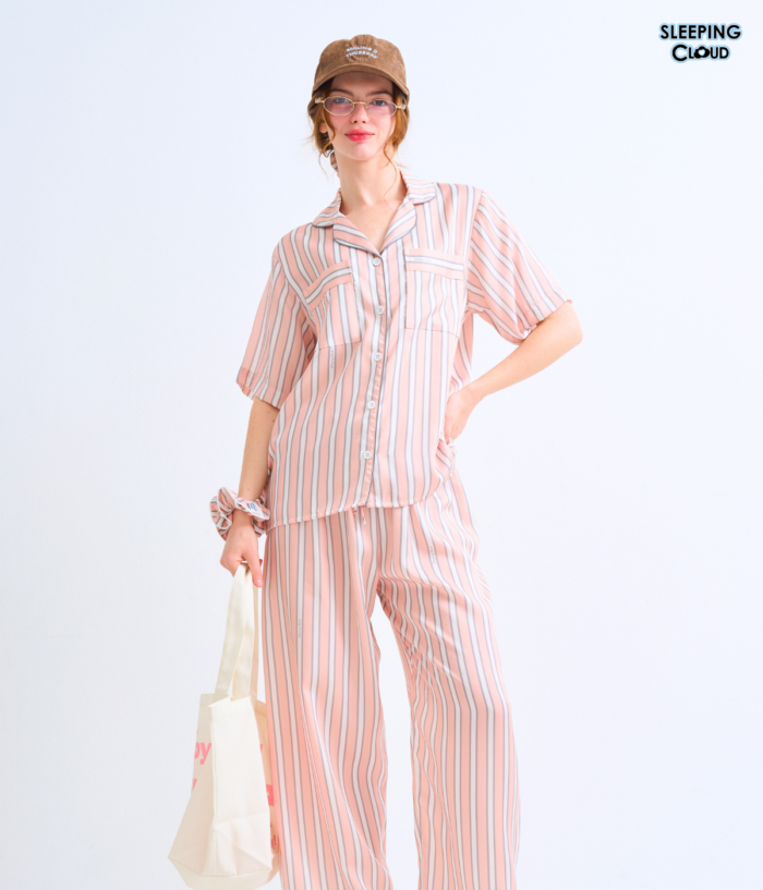 Simply Color  Short Sleeves + Shorts : Thursday - Image 3
