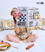 Newspaper :  Short sleeves +  Shorts  :  Monday - Image 5