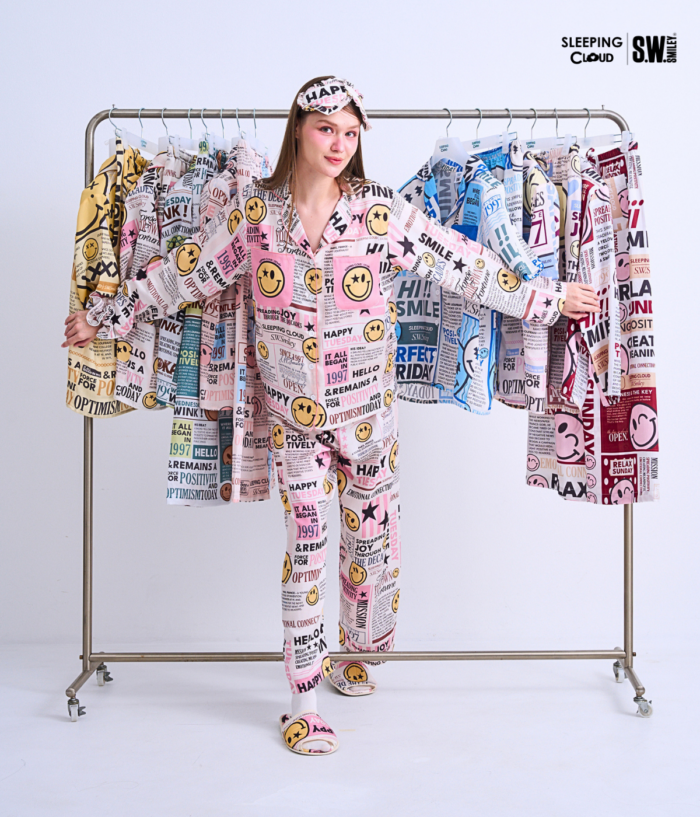 Newspaper :  Long sleeves  +  Pants  :  Tuesday - Image 3
