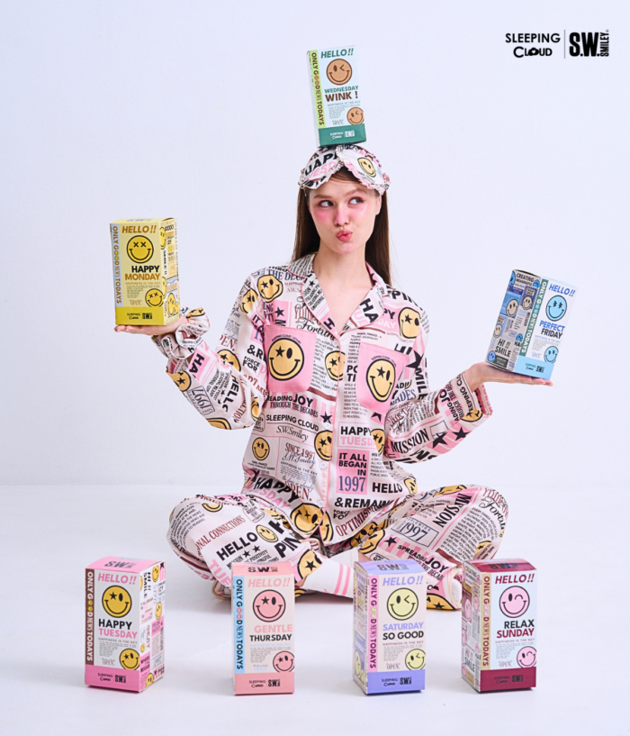 Newspaper :  Long sleeves  +  Pants  :  Tuesday - Image 4