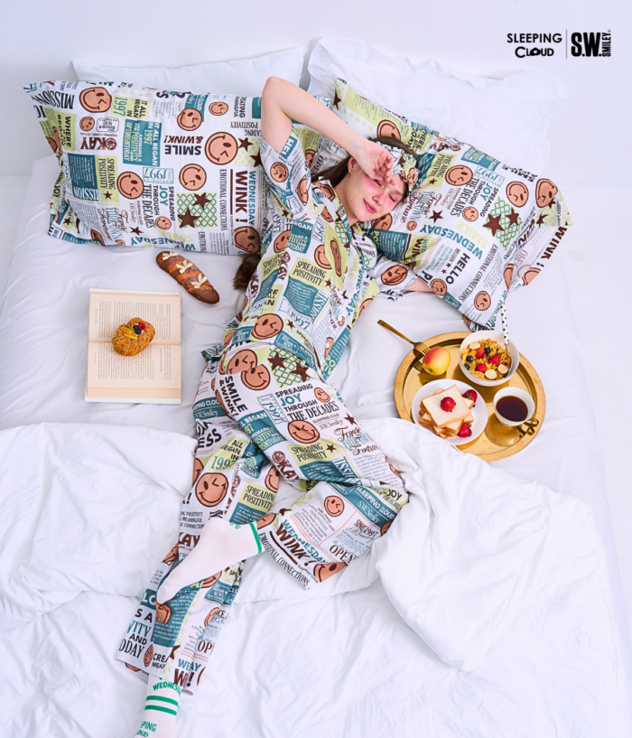 Newspaper :  Short sleeves +  Pants  :  Wednesday - Image 11
