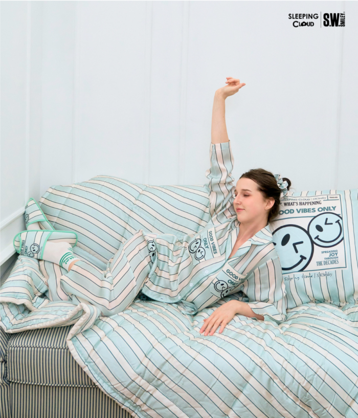 ชุดนอน SLEEPING CLOUD | ชุดนอน 100% LYOCELL ผ้านุ่ม เย็น ใส่สบาย :  Playful Days Wednesday - Image 4