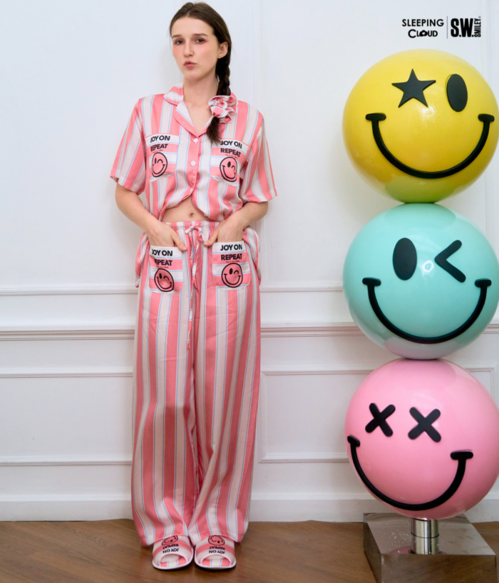 ชุดนอน SLEEPING CLOUD | ชุดนอน 100% LYOCELL ผ้านุ่ม เย็น ใส่สบาย :  Playful Days Sunday - Image 4